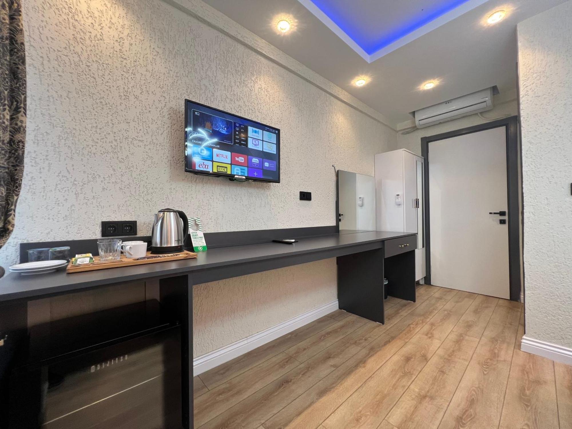 Feycem Suites Hotel Istanbul Bagian luar foto