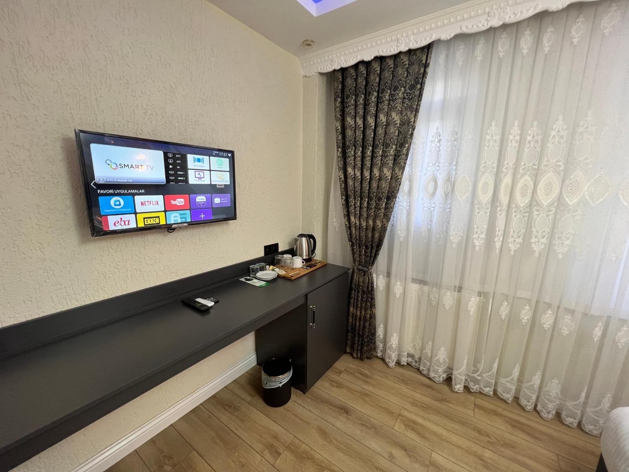 Feycem Suites Hotel Istanbul Bagian luar foto