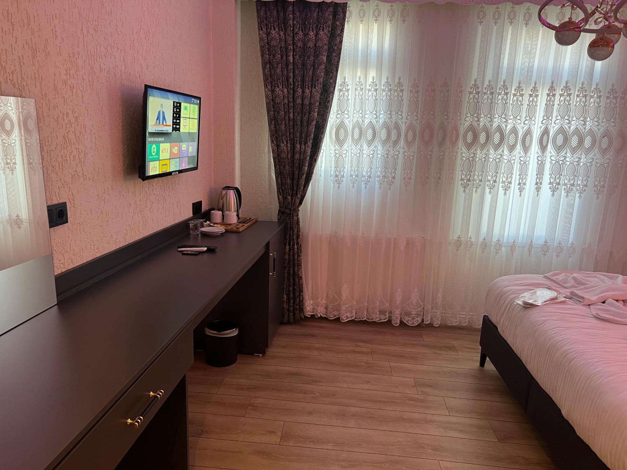 Feycem Suites Hotel Istanbul Bagian luar foto