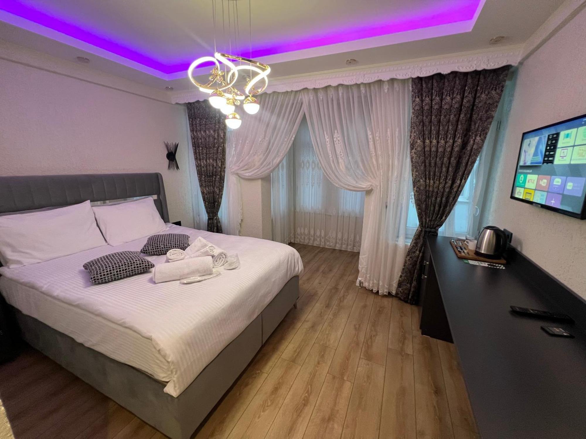 Feycem Suites Hotel Istanbul Bagian luar foto
