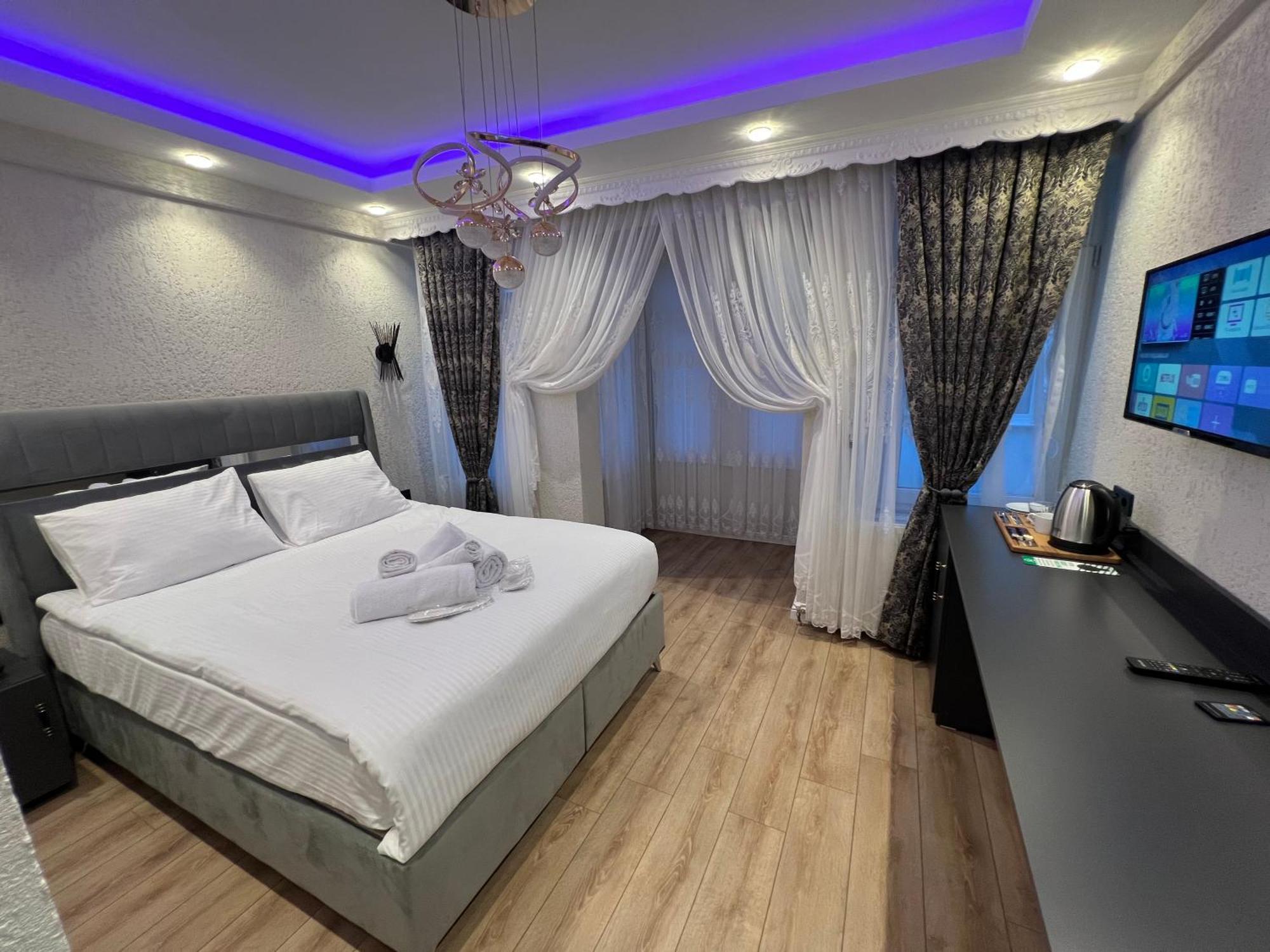 Feycem Suites Hotel Istanbul Bagian luar foto